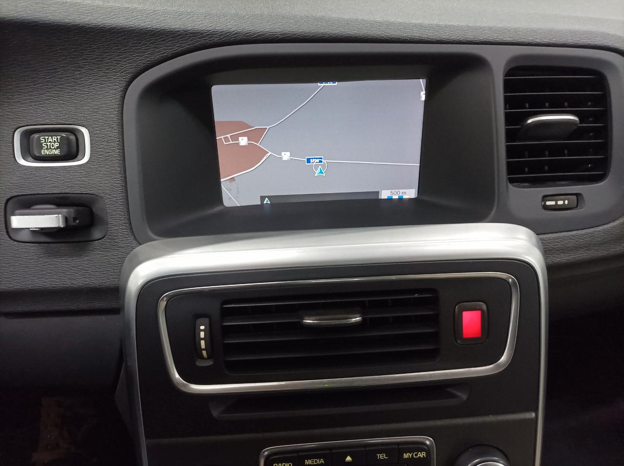 Volvo V60 D5 2.4 205 CV Geartronic Kinetic - 01/2011