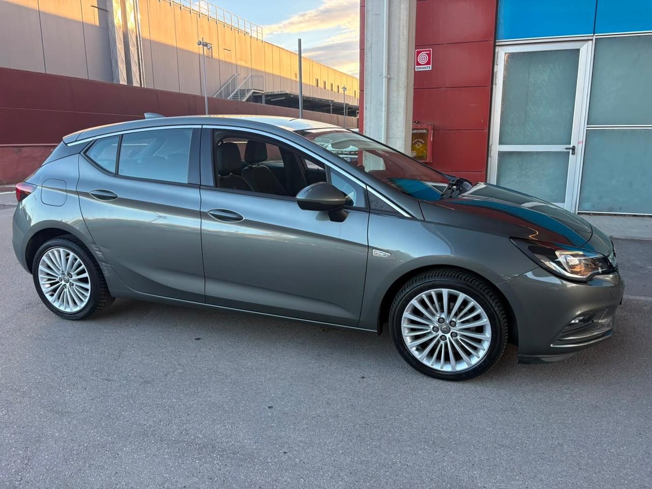 Opel Astra 1.6 CDTi 110CV Start&Stop 5 porte Innovation