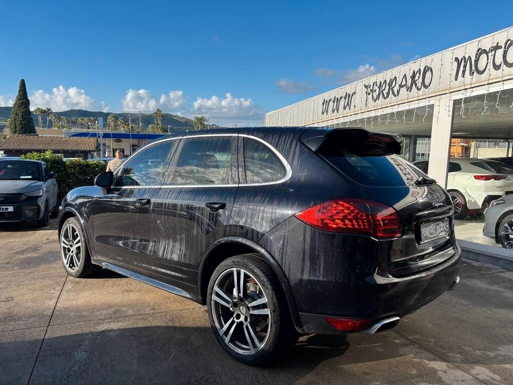 Porsche Cayenne 3.0 Diesel 2012/ 257.000 KM Tua a soli 179 Euro al mese