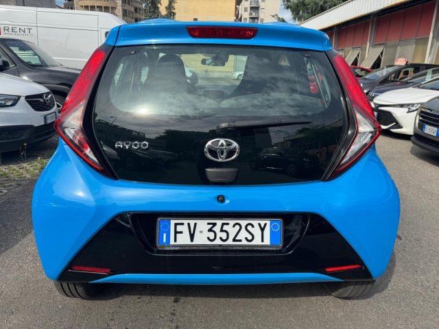 TOYOTA Aygo 1.0 VVT-i 72 CV 5 porte x-cool MMT