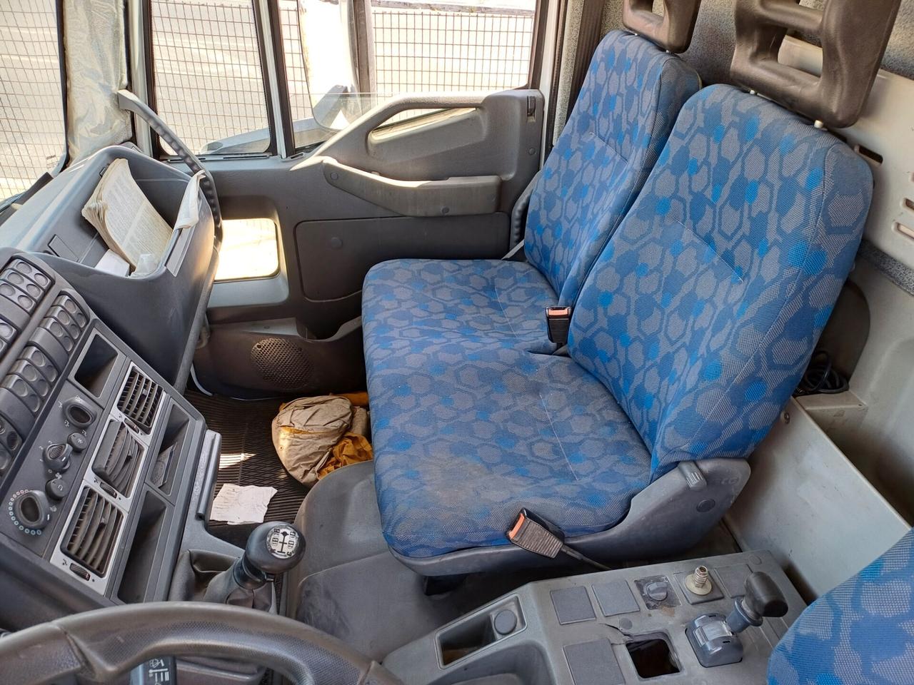 IVECO EUROCARGO 150 E 25