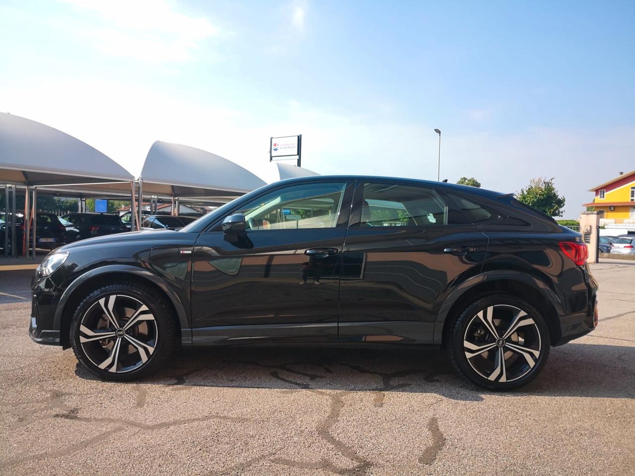 Audi Q3 SPB Sportback 35 TFSI Plug-in S tronic line ***UNIPROPRIETARIO***