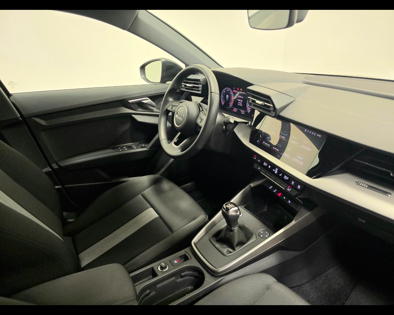 AUDI A3 SPORTBACK 30 TDI ADVANCED