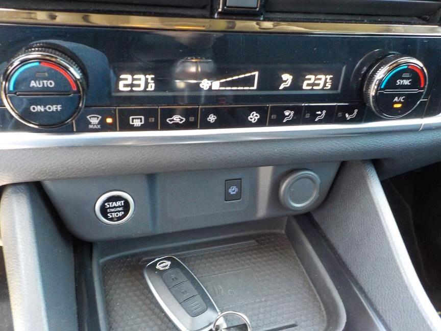 Nissan Qashqai MHEV 140 CV Business