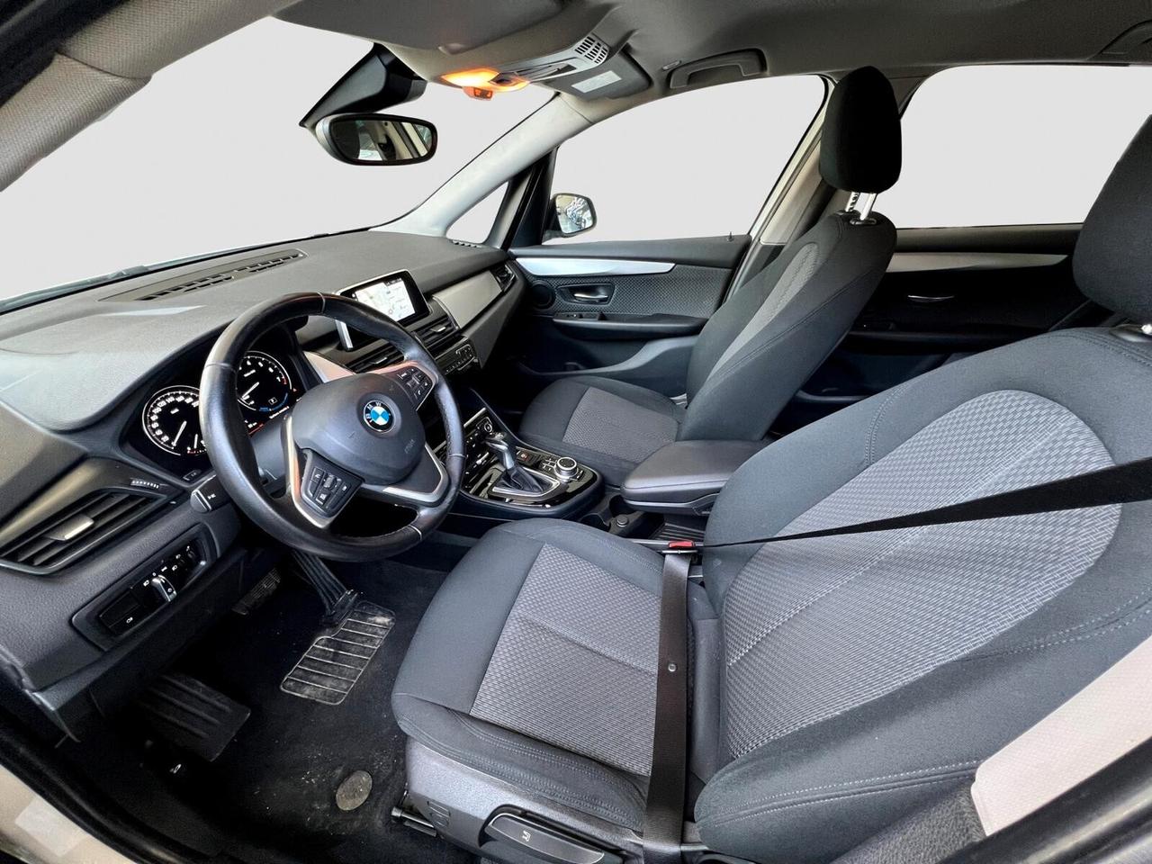 Bmw 2er Active Tourer 225xe iPerformance Business aut.