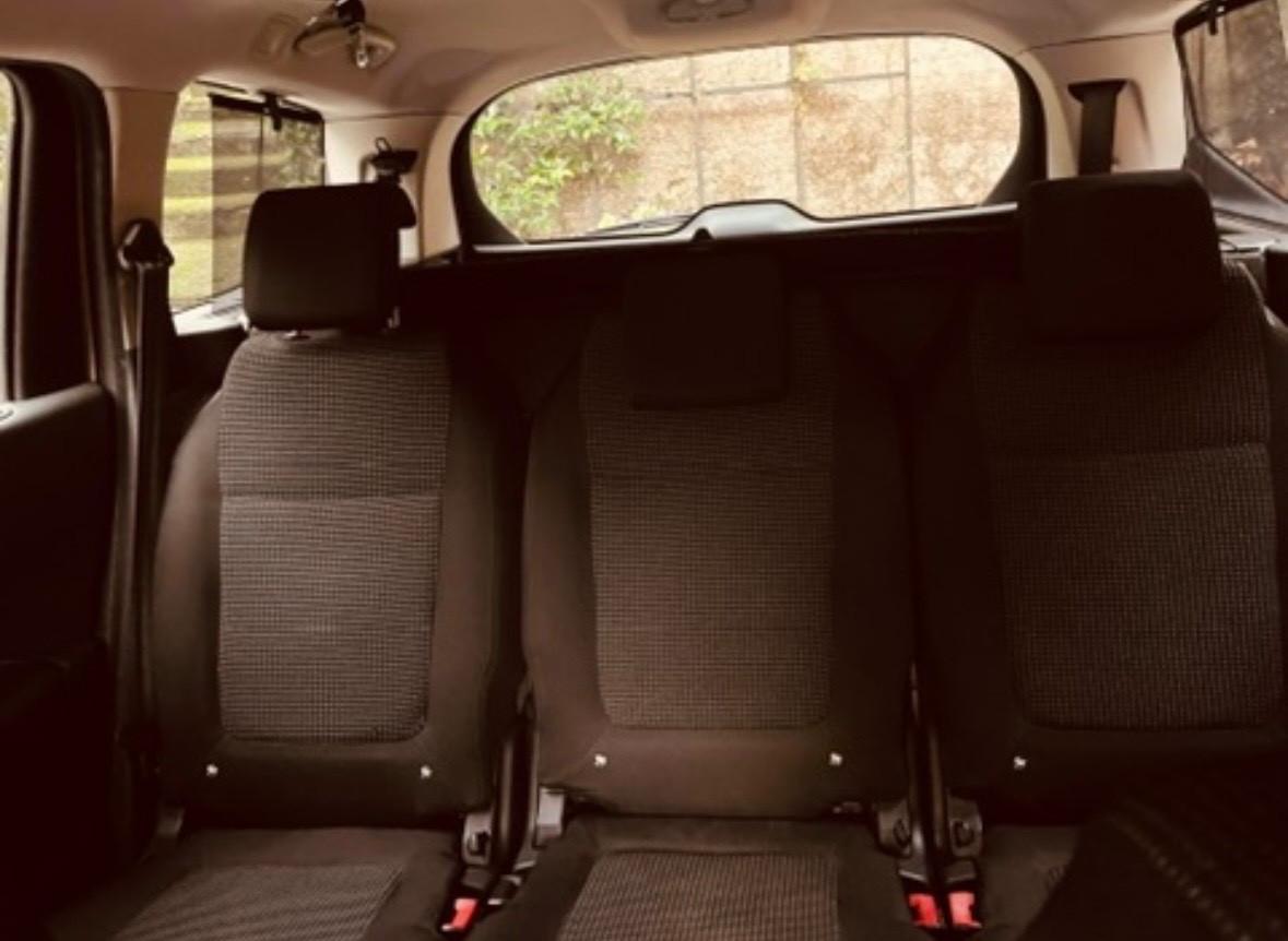 Peugeot 5008 1.6 HDi 112CV Business