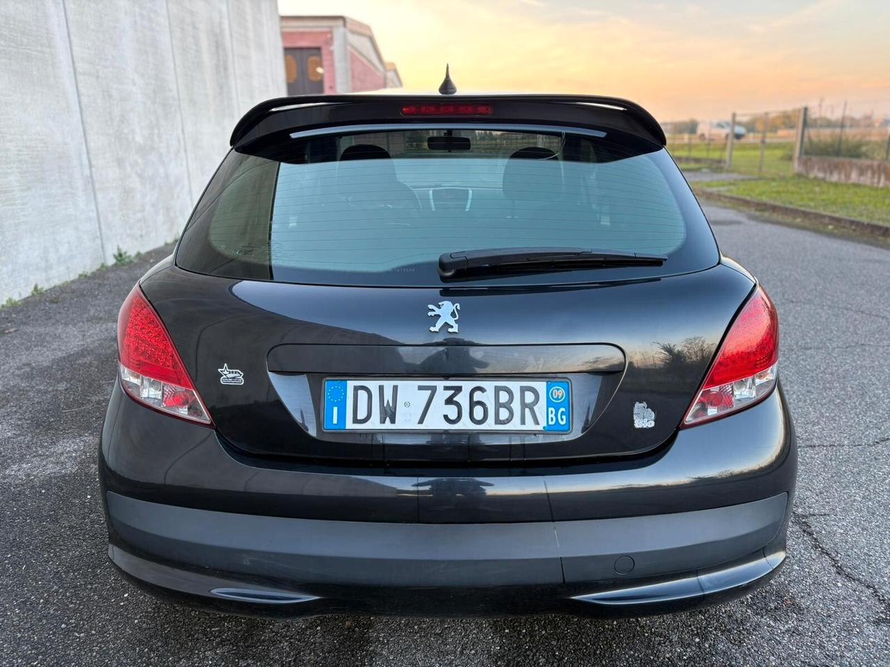 Peugeot 207 1.4 VTi 95CV 3p NEOPATENTATI
