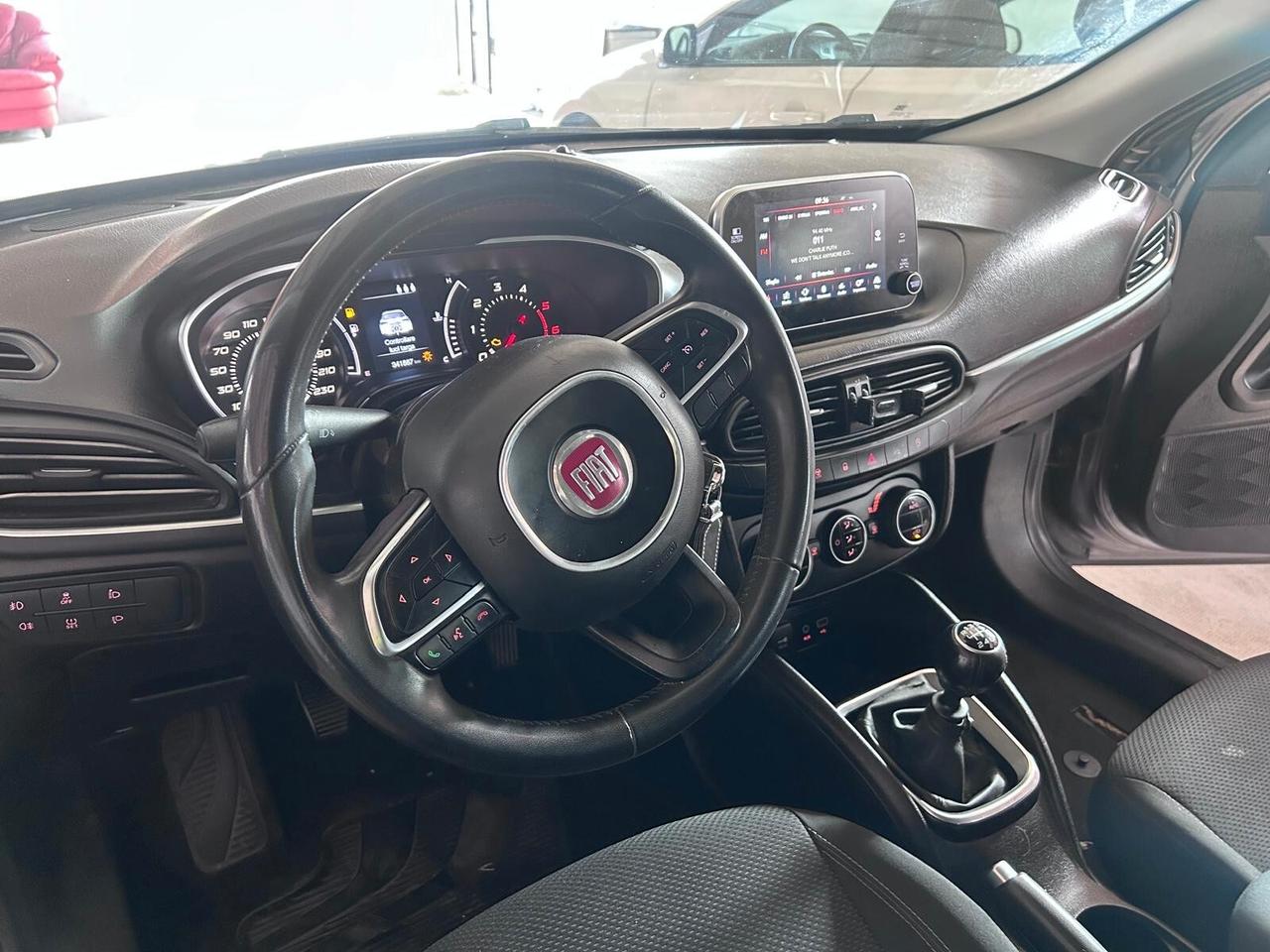 Fiat Tipo 1.6 Mjt S&S 5 porte Easy