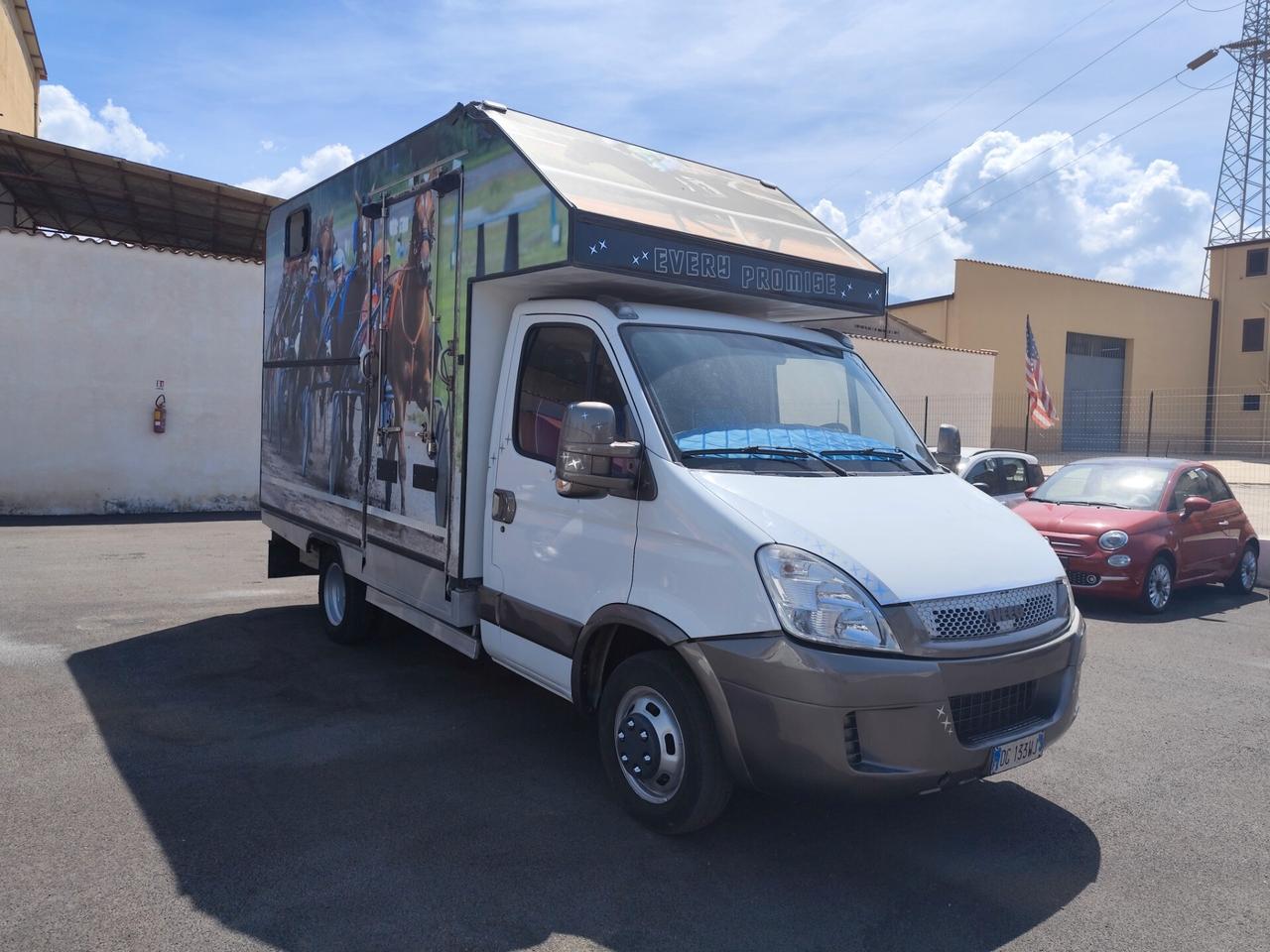 Iveco Trasporto cavalli 35c14