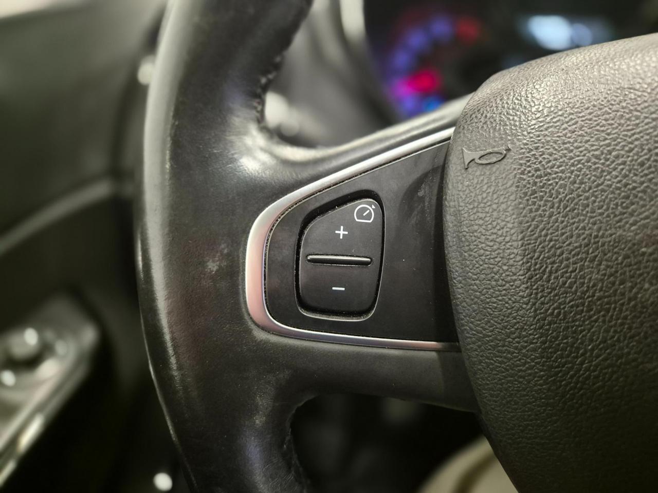 Renault Captur 1.5 dci Zen 90cv - NEOPATENTATI - UNIPROPRIETARIO - Cruise/Lim - Cam