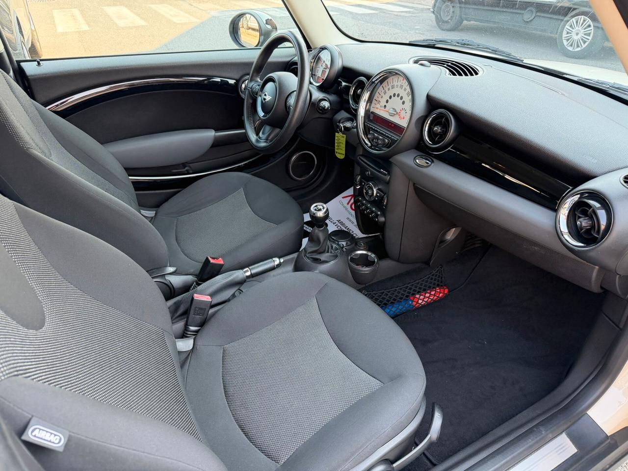 Mini 1.6 16V Cooper D