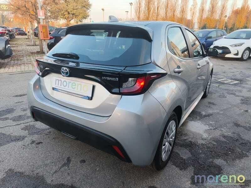 Toyota Yaris 1.5 hybrid Active