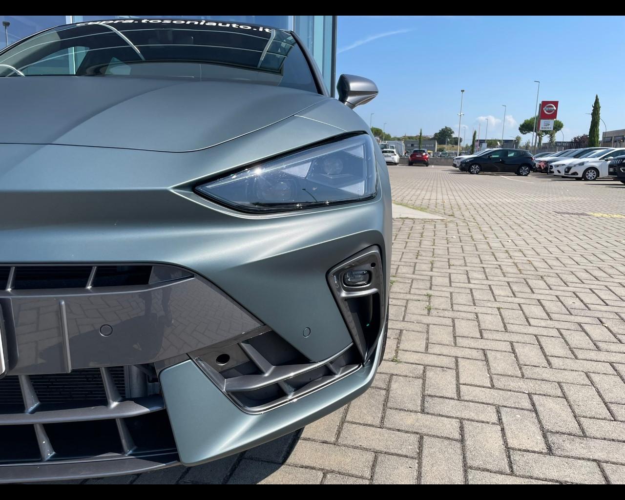 CUPRA Nuova CUPRA Leon VZ 1.5 e-HYBRID 200 kW (272 CV) pHEV DSG 6 marce 2WD
