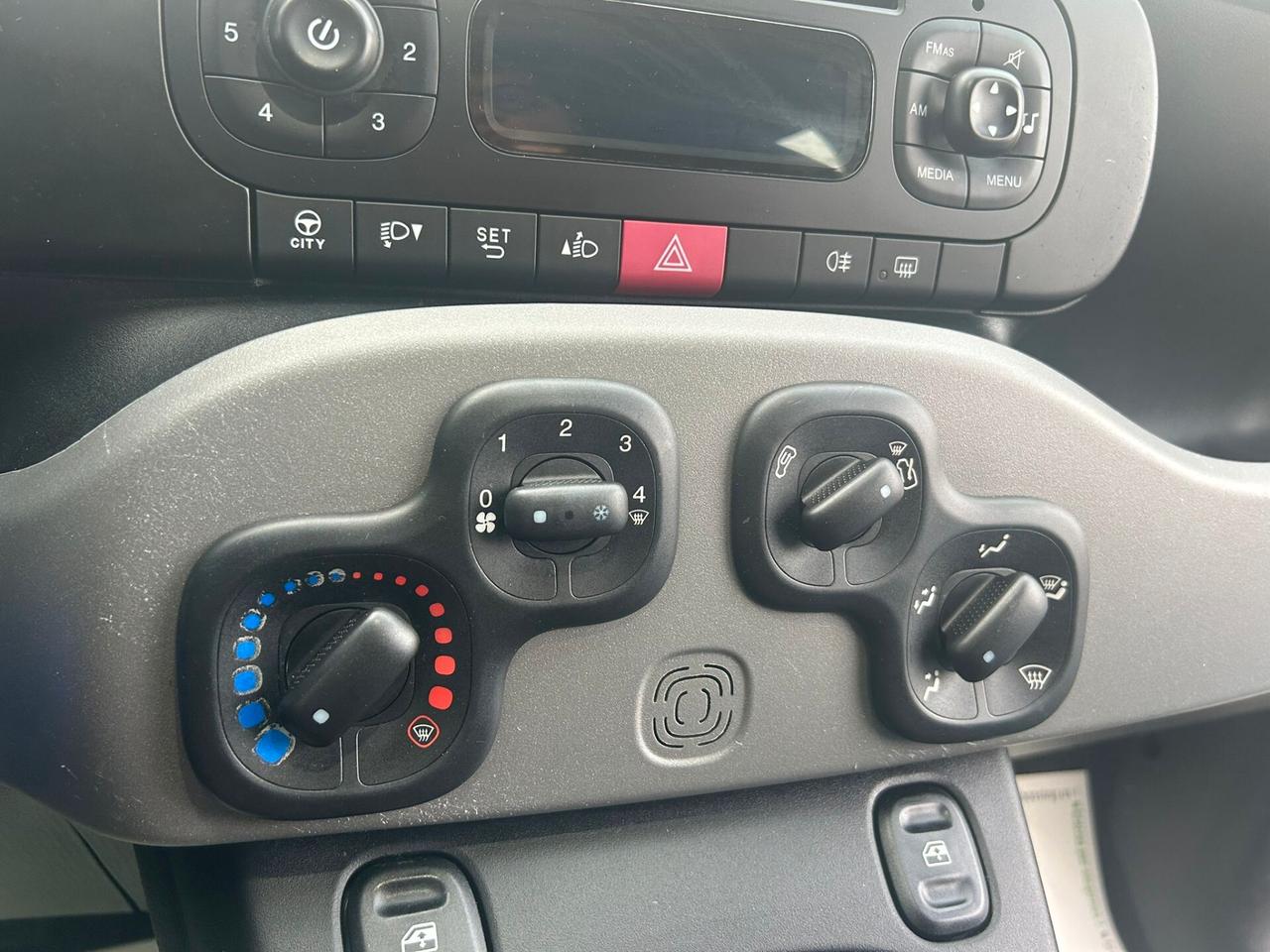 Fiat Panda 1.2 51 Kw EASY - 2013