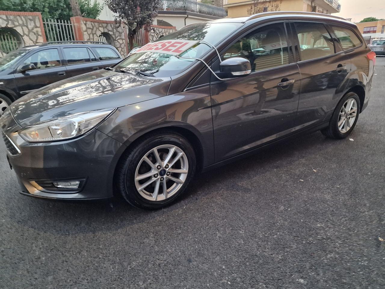 Ford Focus 1.5 TDCi 120 CV Start&Stop Powershift SW Titanium FULL NUOVISSIMA