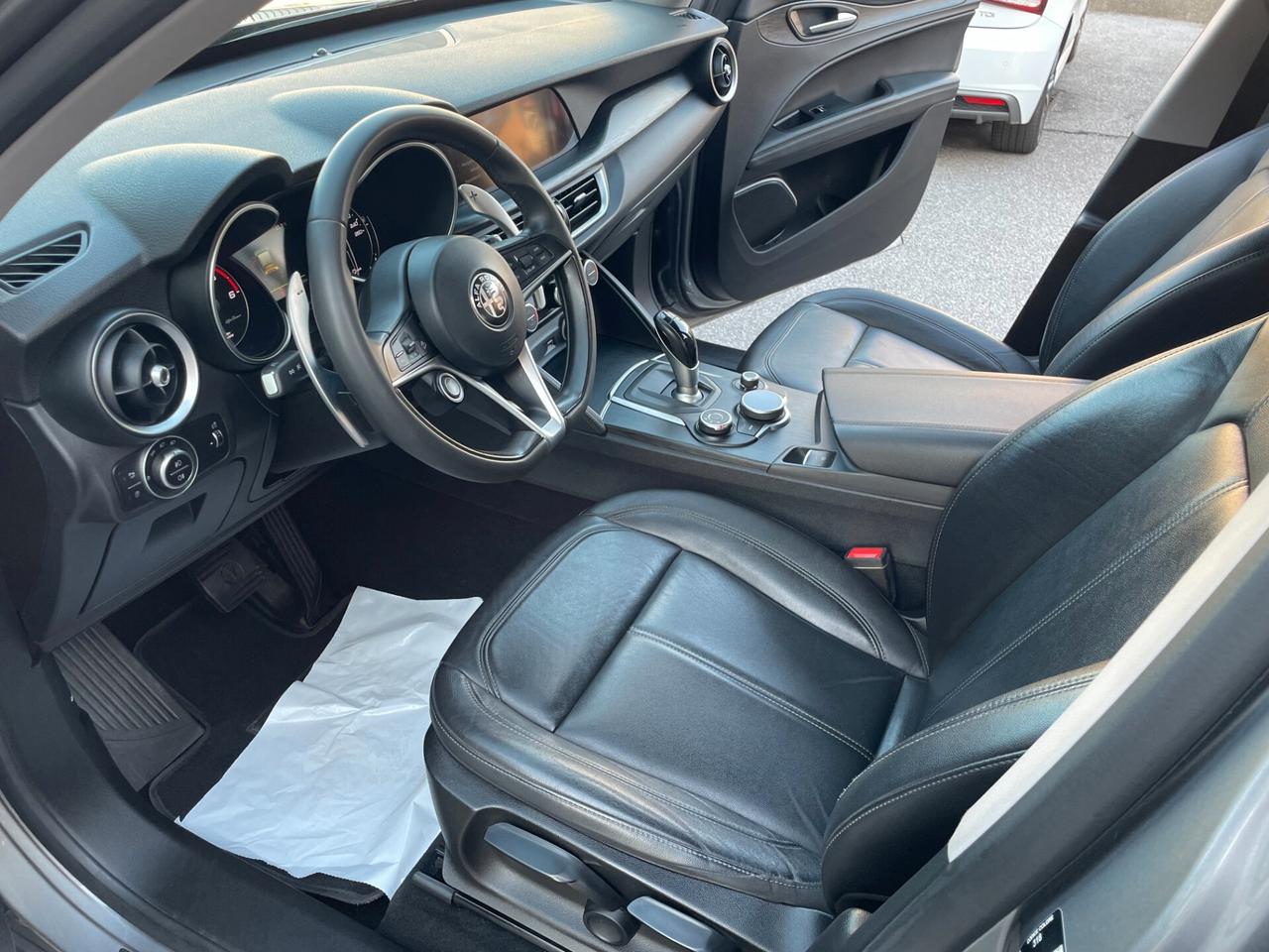 Alfa Romeo Stelvio 2.2 Turbodiesel 210 CV AT8 Q4 Business