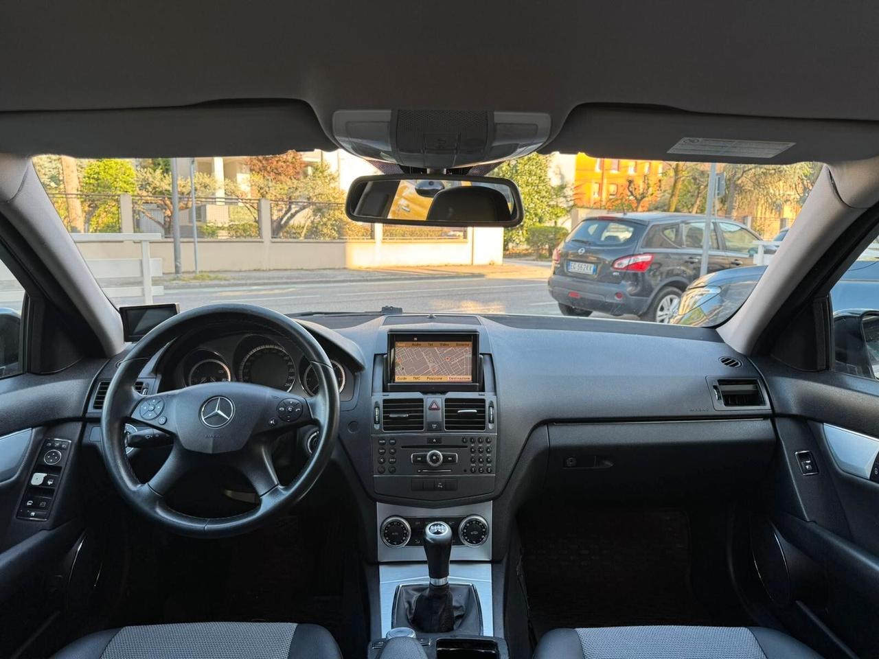 MB C 220 CDI BlueEFFICIENCY AVANTGARD