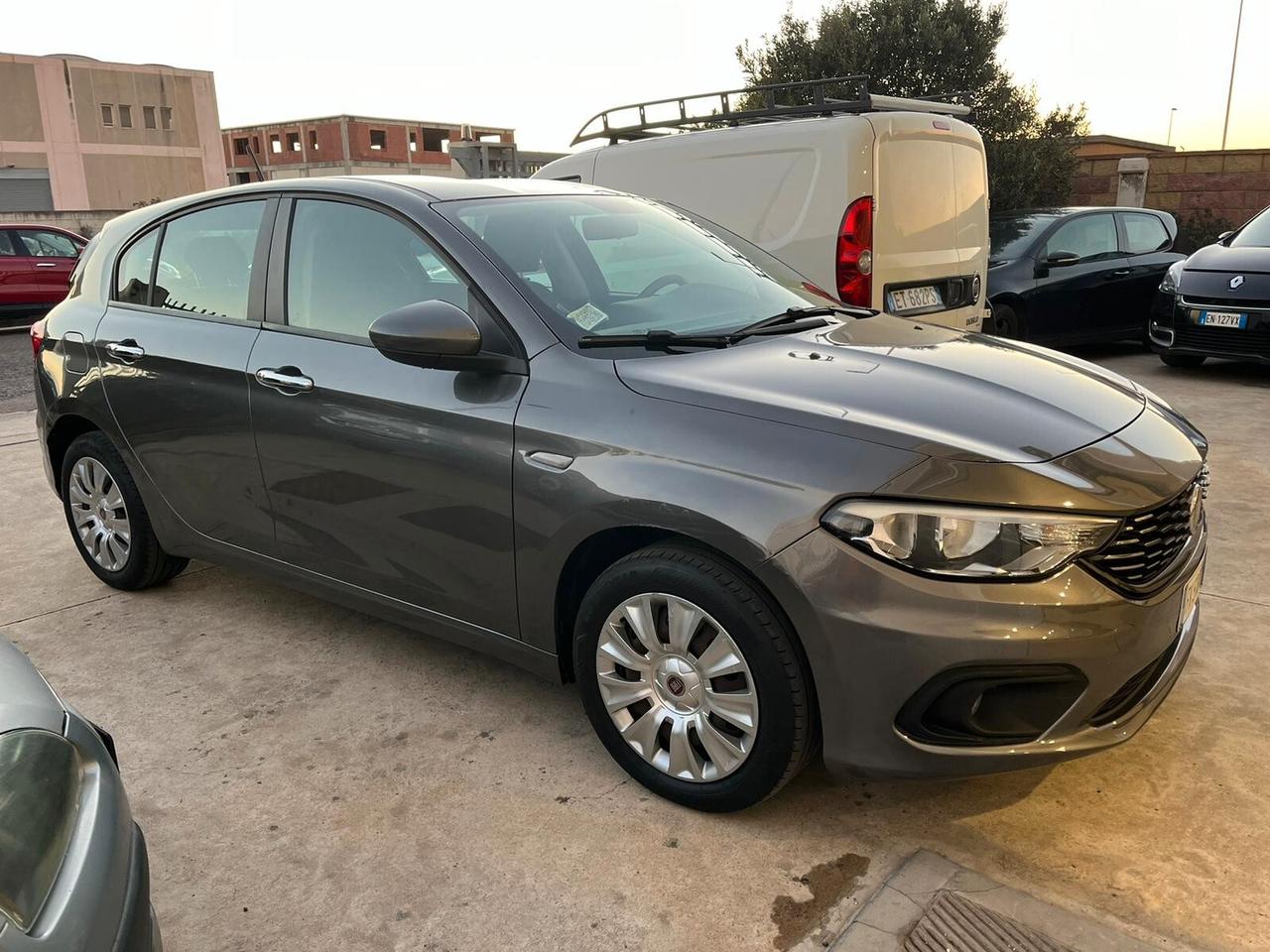 Fiat Tipo 1.3 Mjt 4 porte Easy