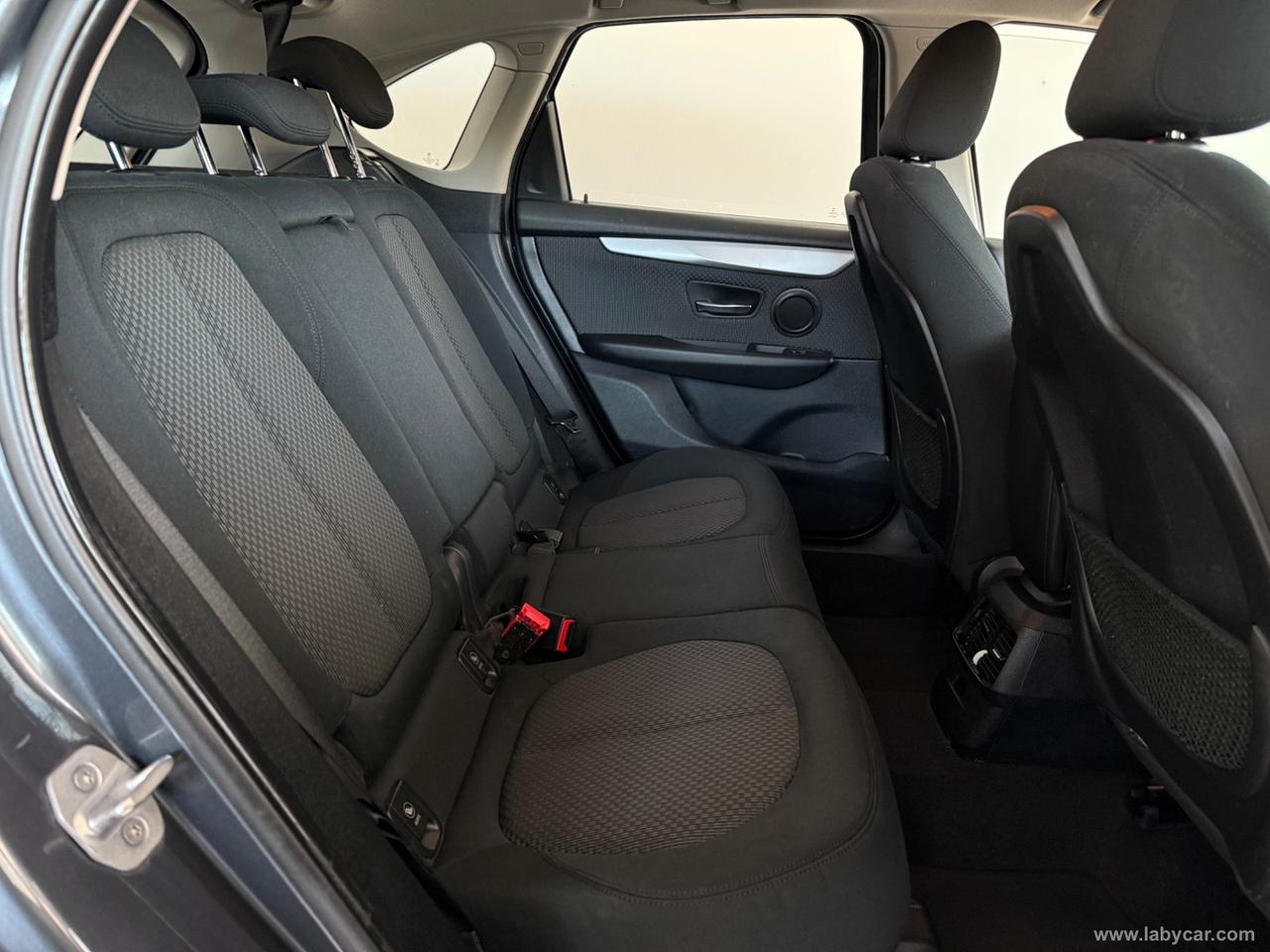 BMW 216d Active Tourer Business