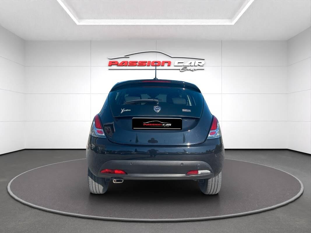 Lancia Ypsilon III 1.0 firefly hybrid Gold s&s 70cv 5p.ti