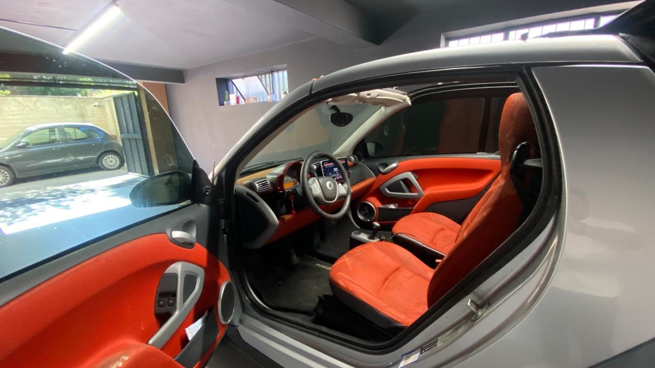 Smart ForTwo 1.0 84cv 62 kW Cabrio PassionNaviBShaft