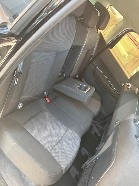 PEUGEOT 3008 1,6 DIESEL