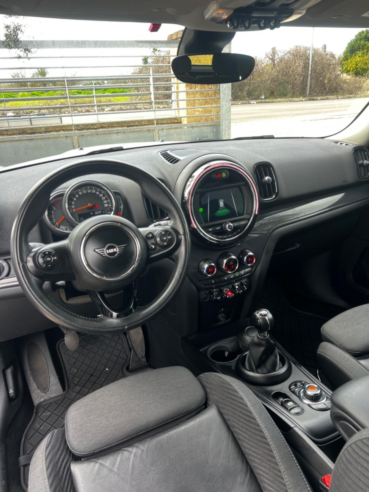 Mini Cooper Countryman 1.5 diesel iper full super bellaaa!!!