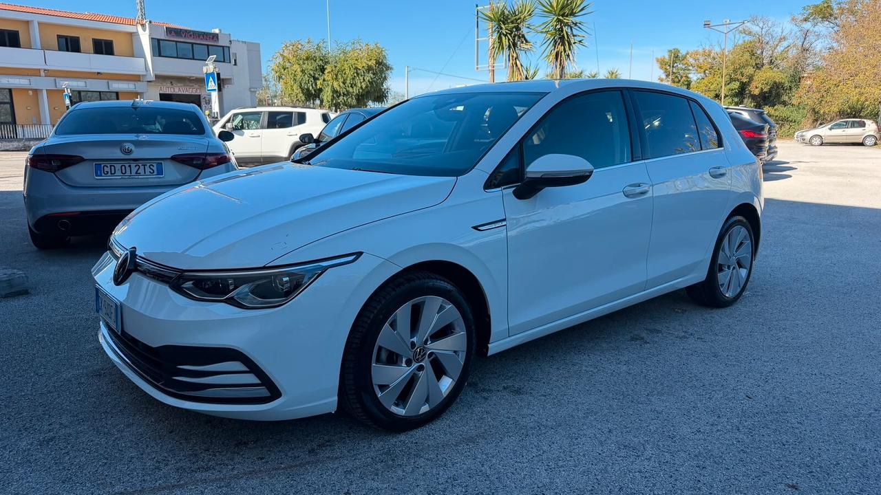 Volkswagen Golf 8 2.0 TDI DSG Style