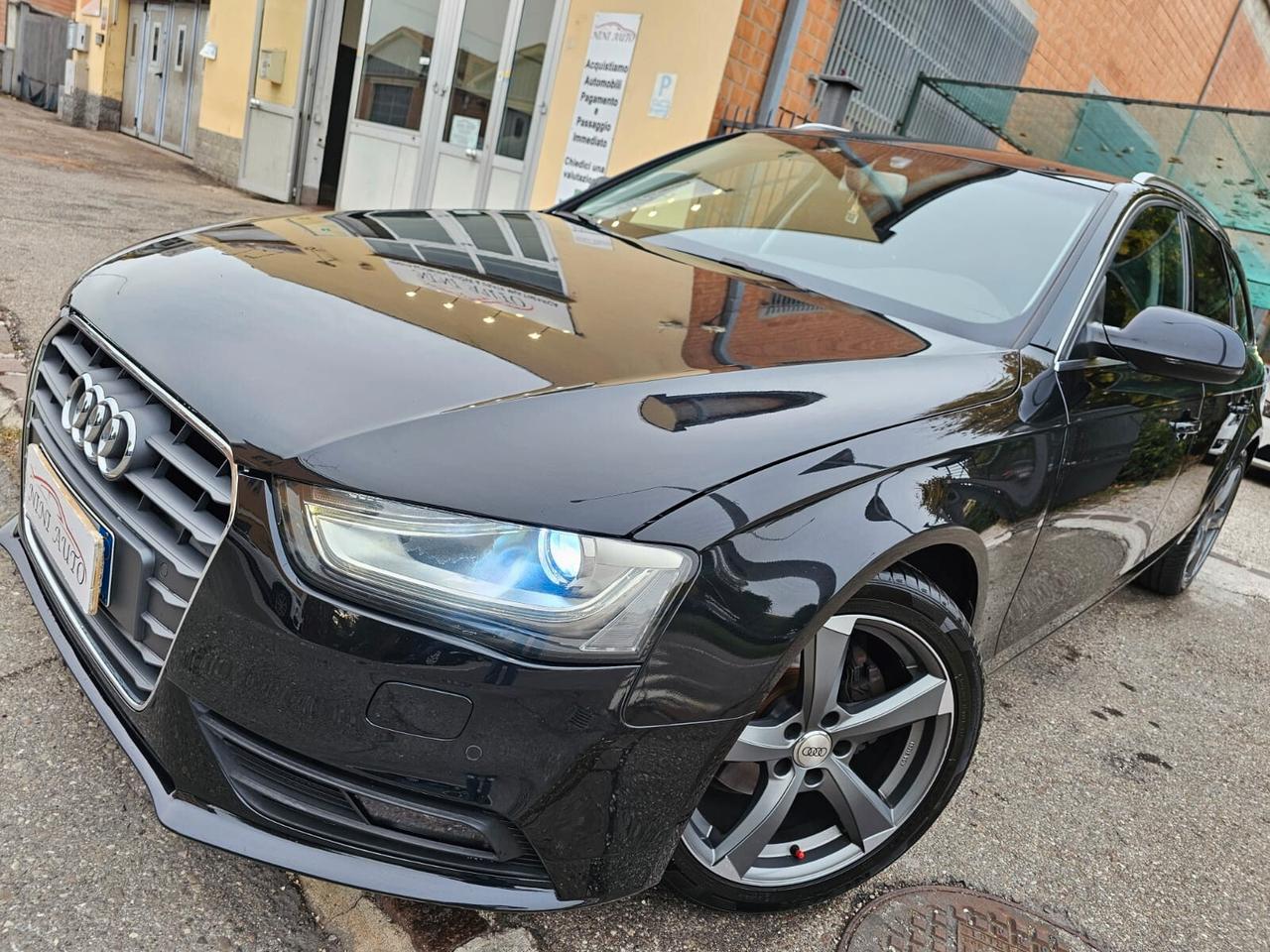 Audi A4 Avant 2.0 TDI 120cv Business Plus*Navi*Bi-Xeno*18*