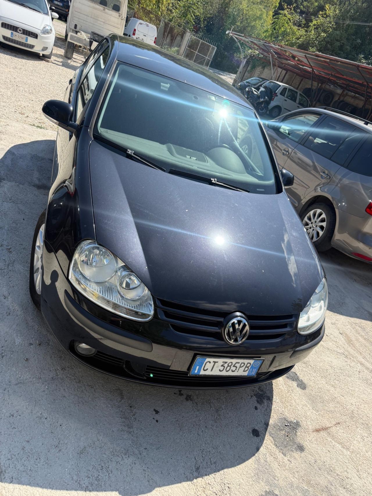 Volkswagen Golf Diesel 1.9 TDi Neopatentati Uniprop