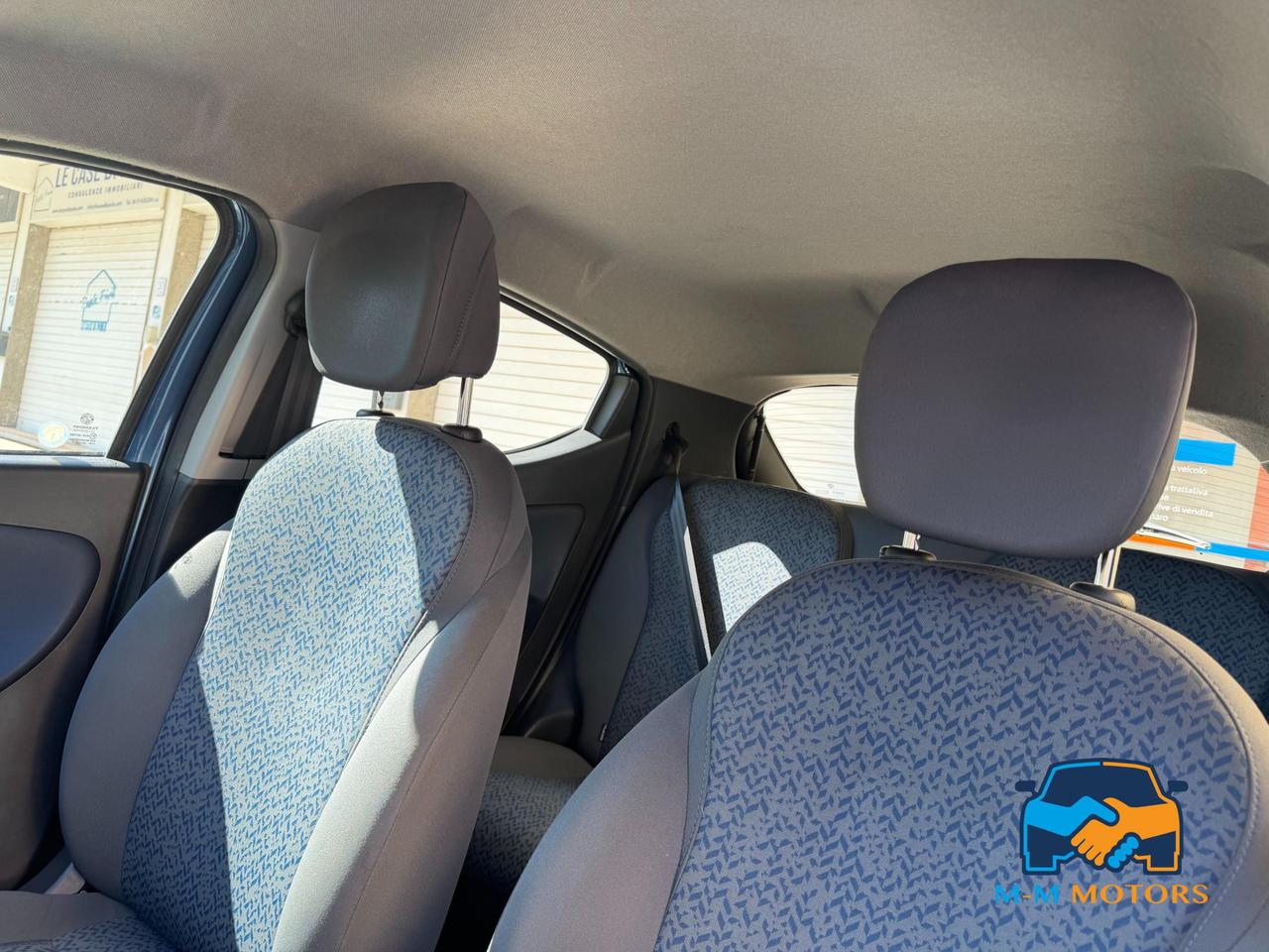 Lancia Ypsilon SILVER ECOCHIC