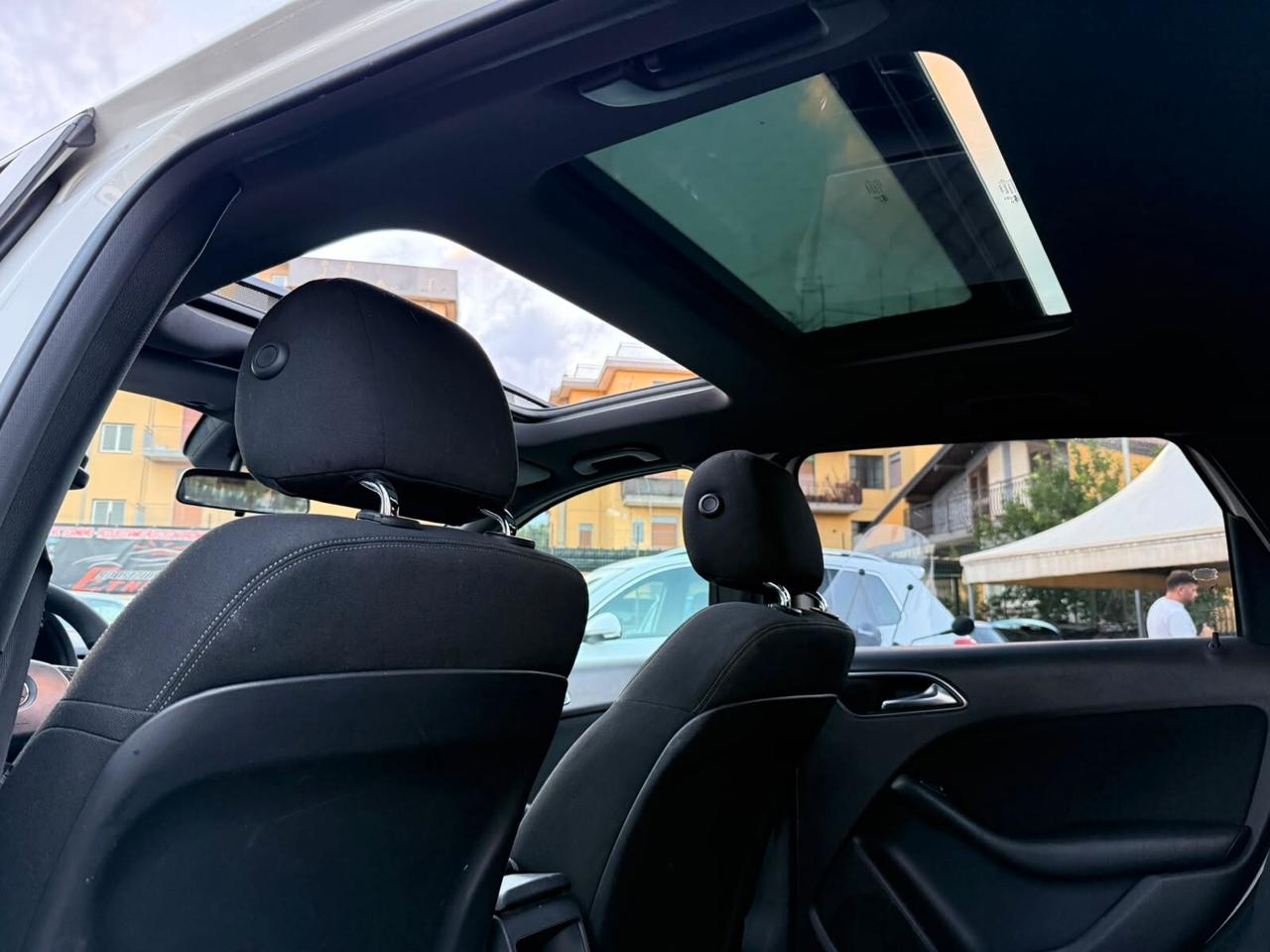 Mercedes-benz B 180 CDI AMG Automatic TETTO APRIBILE - 2013