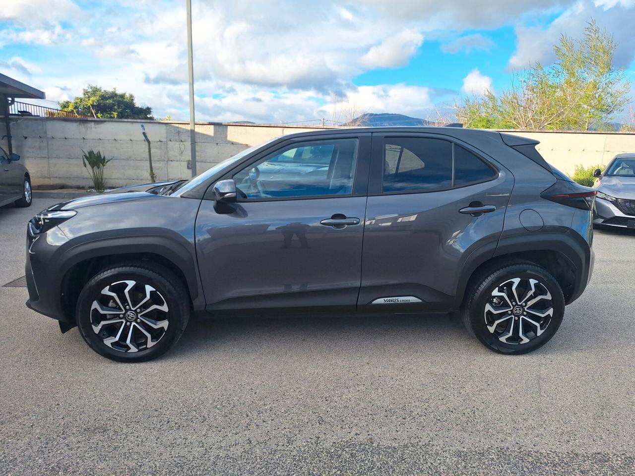 Toyota Yaris Cross 1.5 Hybrid 115cv Business NAV+RETROCAM. 2023