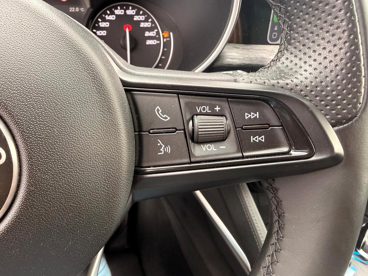 Alfa Romeo Stelvio 2.2 Turbodiesel 190 CV AT8 Q4 Executive 18"