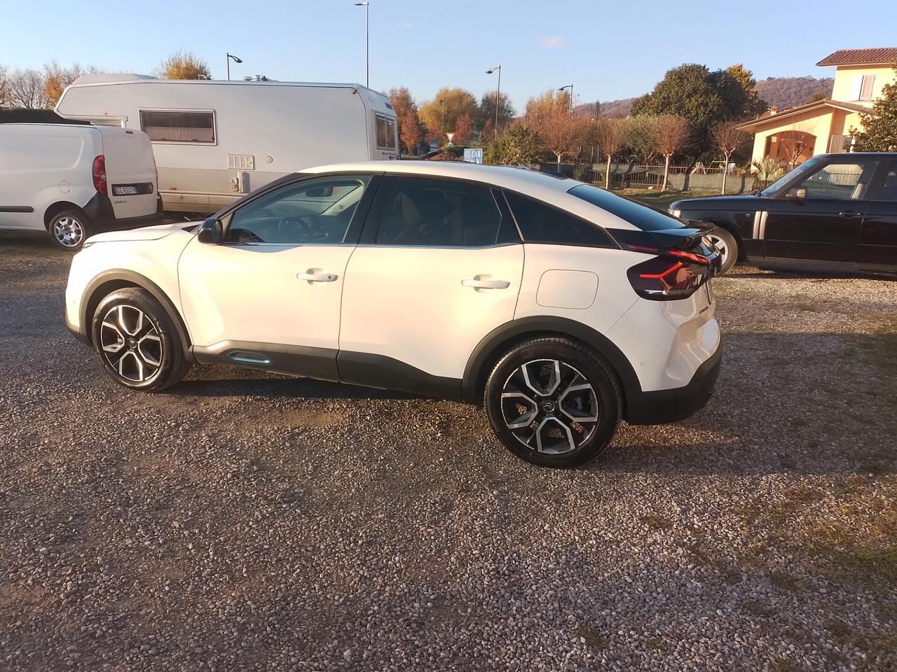 Citroen C4 E-C4 Elettrica 136 CV Shine