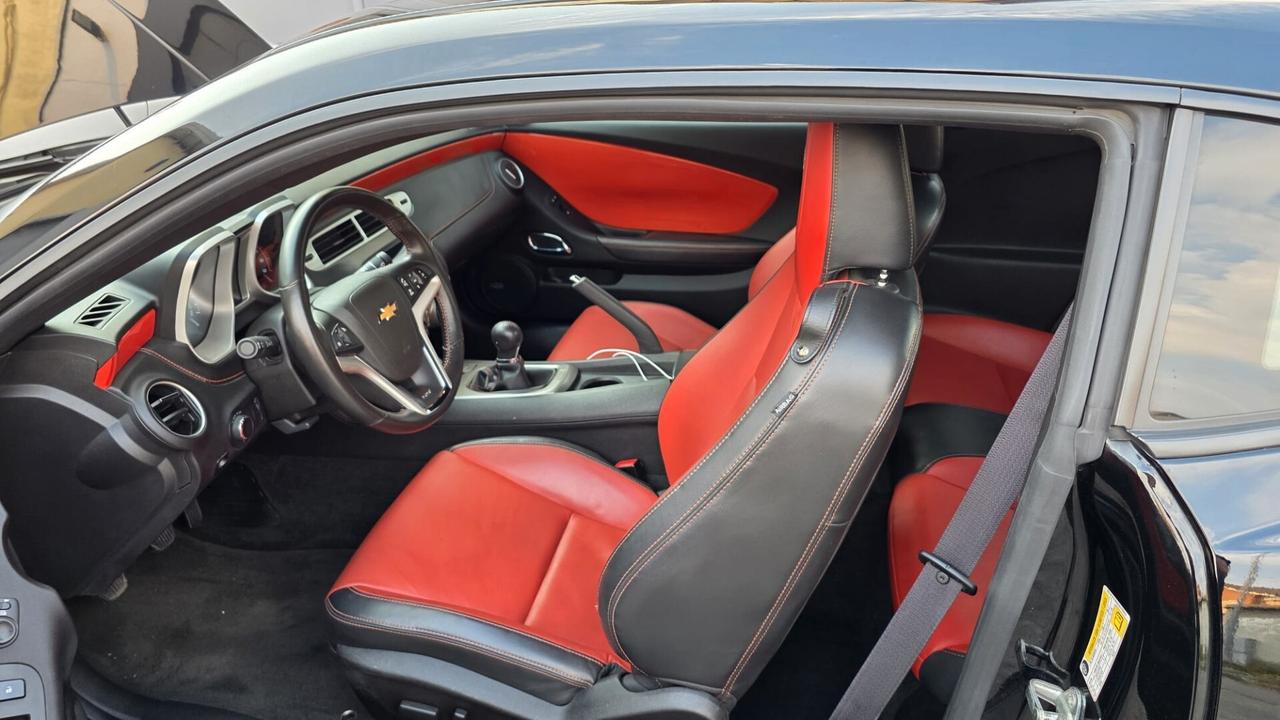 Chevrolet Camaro SS