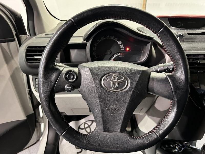 Toyota iQ iQ 1.3 CVT Executive