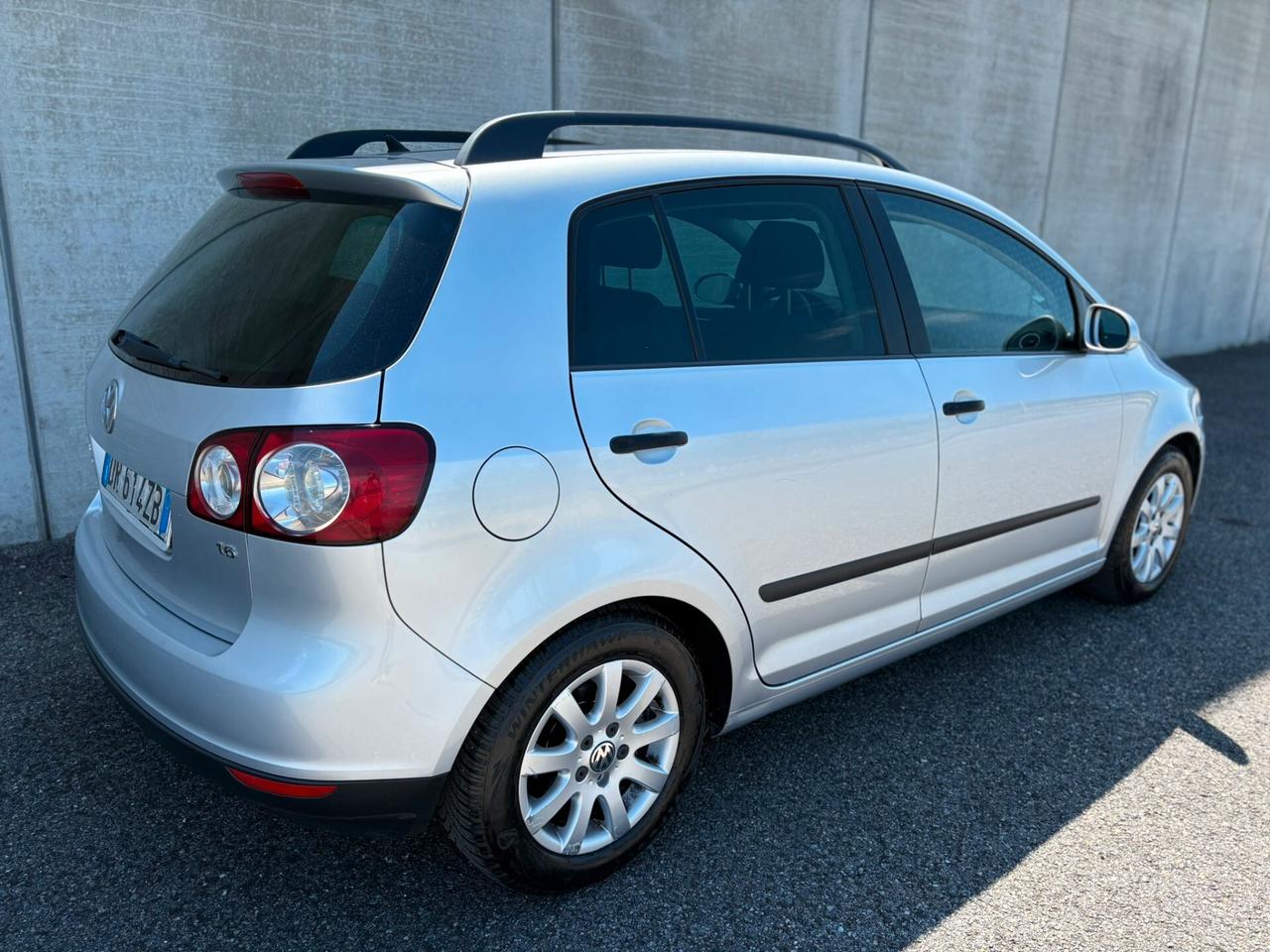 Volkswagen Golf Plus 1.6 GPL FULL BOOK SERVICE
