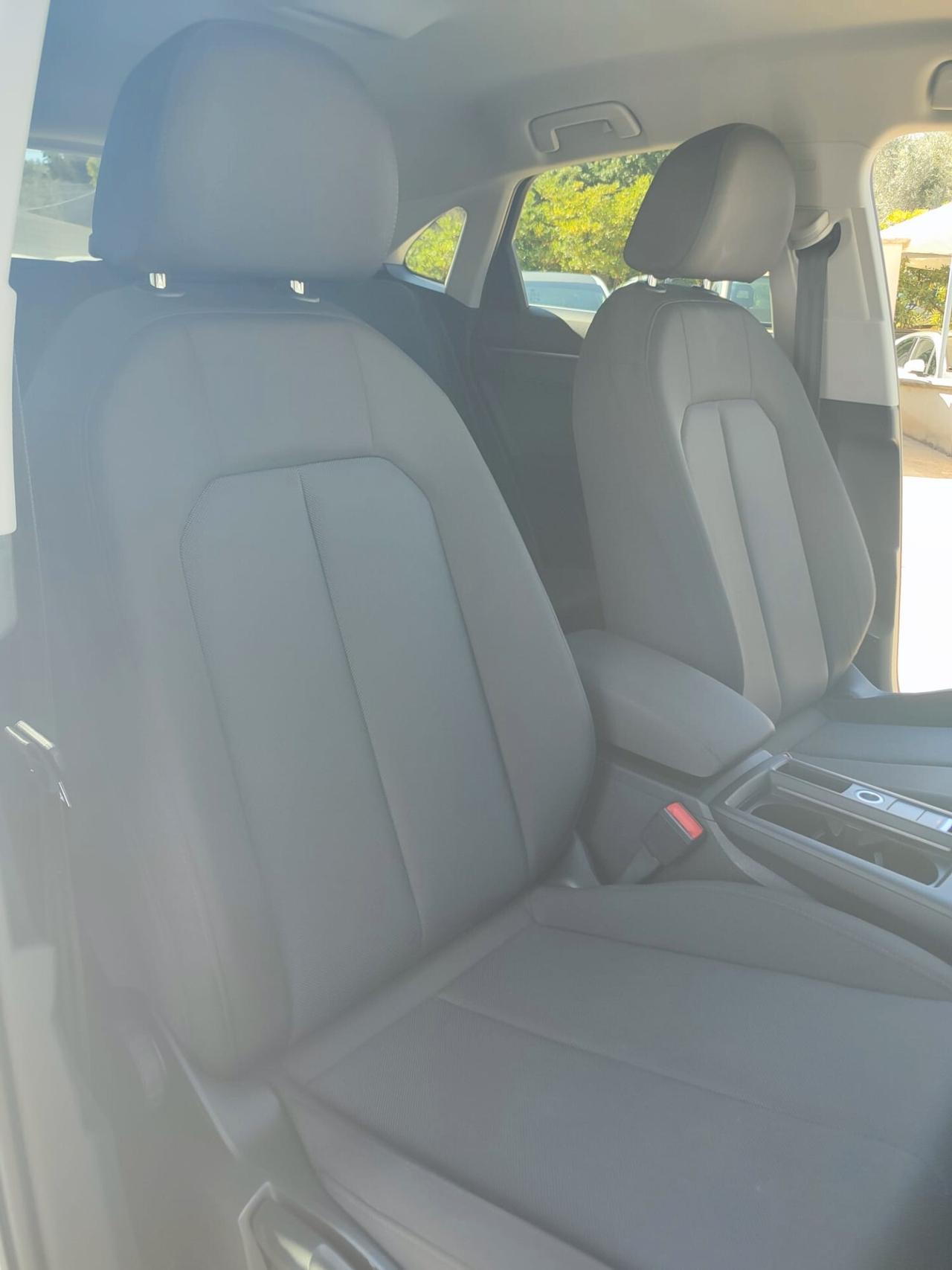 Audi Q3 SPB 35 TDI S tronic Business Plus
