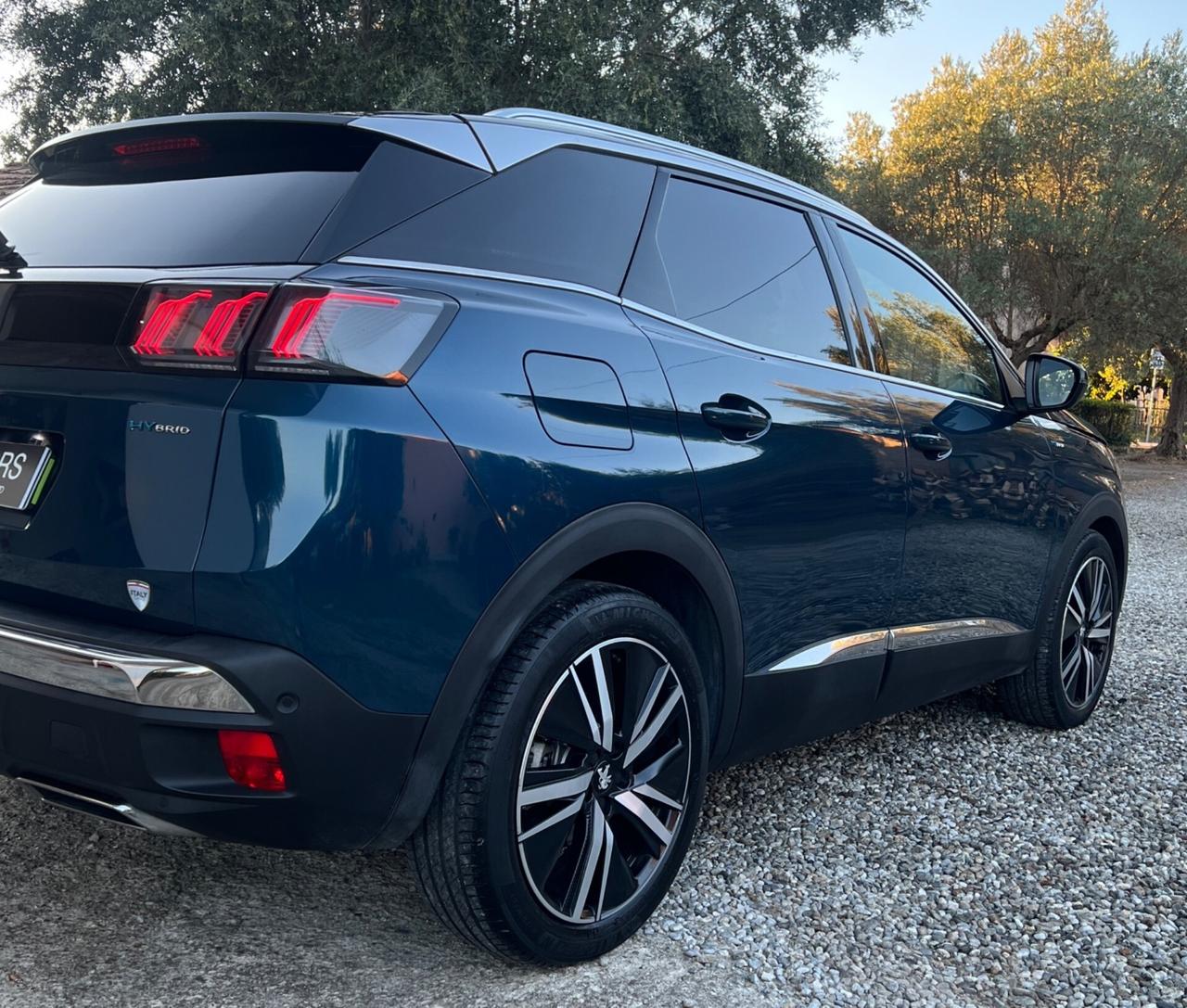 Peugeot 3008 GT 1.6 Hybrid Benzina 181 cv
