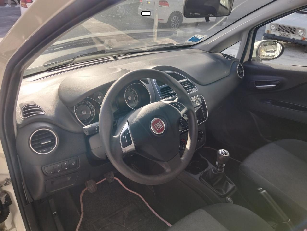 Fiat Punto 1.4 Natural Power Lounge 2014