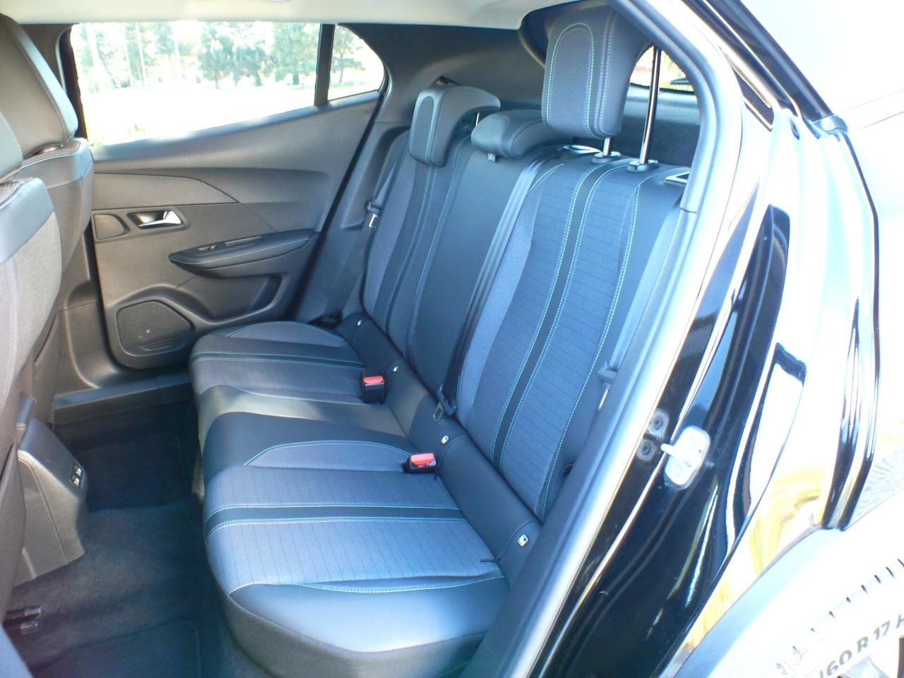 Peugeot 2008 PureTech 130 S&S Allure