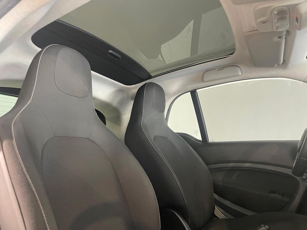 Smart ForTwo 70 1.0 twinamic Passion BLACK LINE EDITION