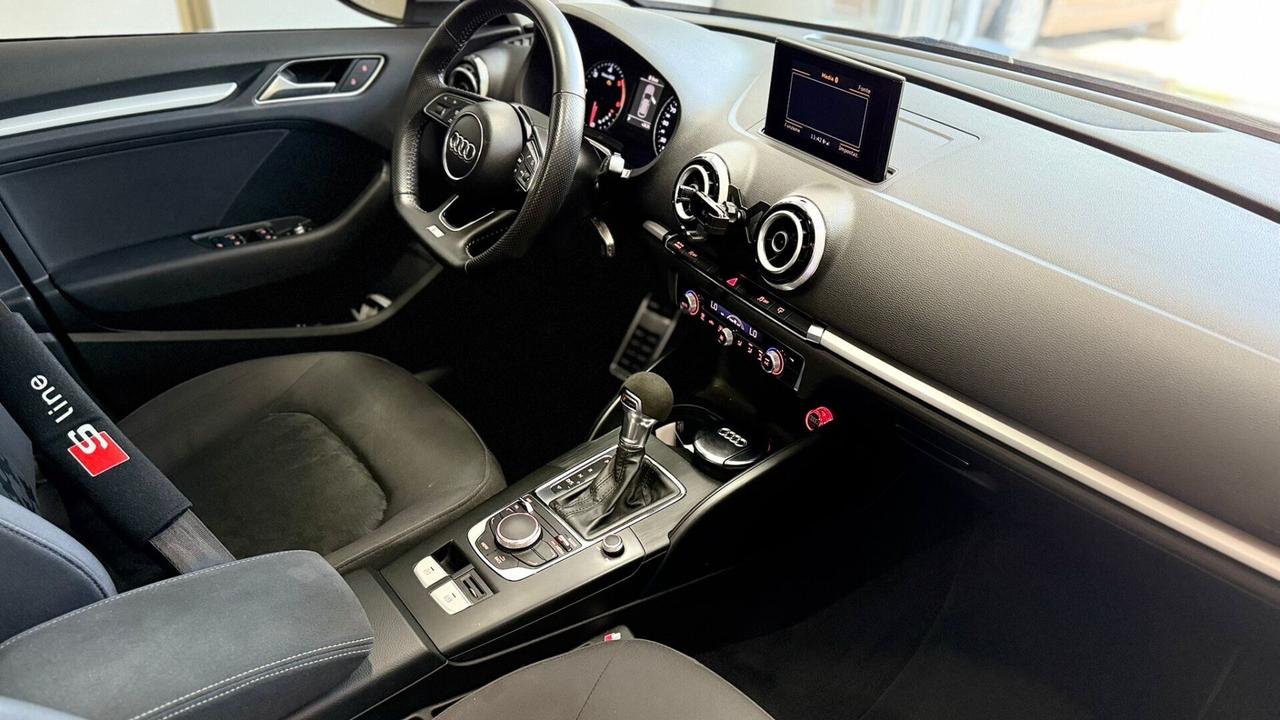 Audi A3 S-Line 1.6 TDI clean diesel S tronic Attraction