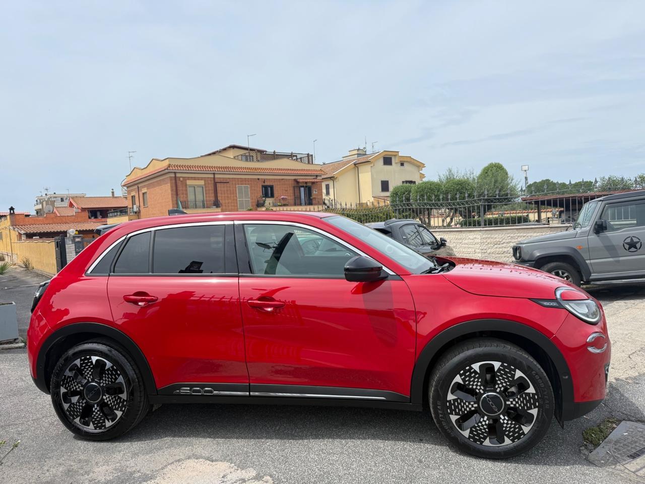 Fiat 600 Hybrid 110cv DCT MHEV La Prima