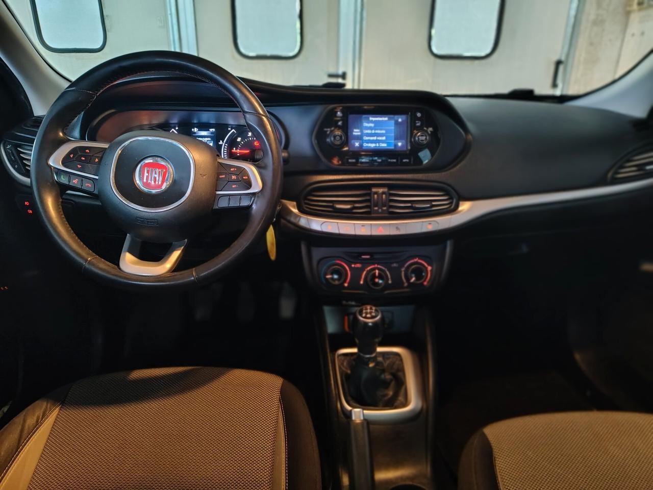 Fiat Tipo 1.3 Mjt 4 porte Easy