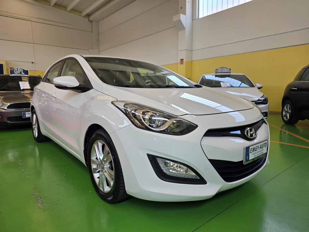 Hyundai i30 1.4 benzina