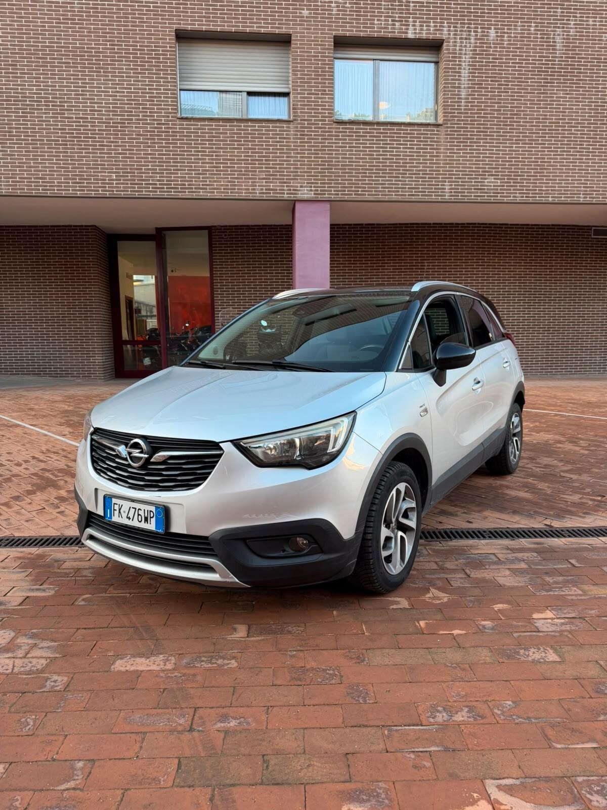 Opel Crossland X