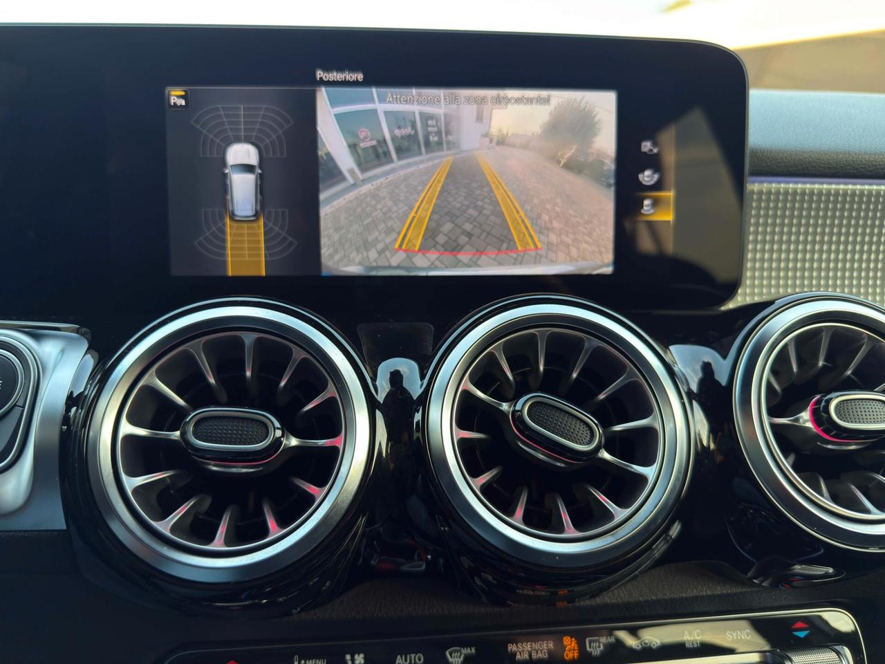 Mercedes-benz GLB 180 d Automatic Sport