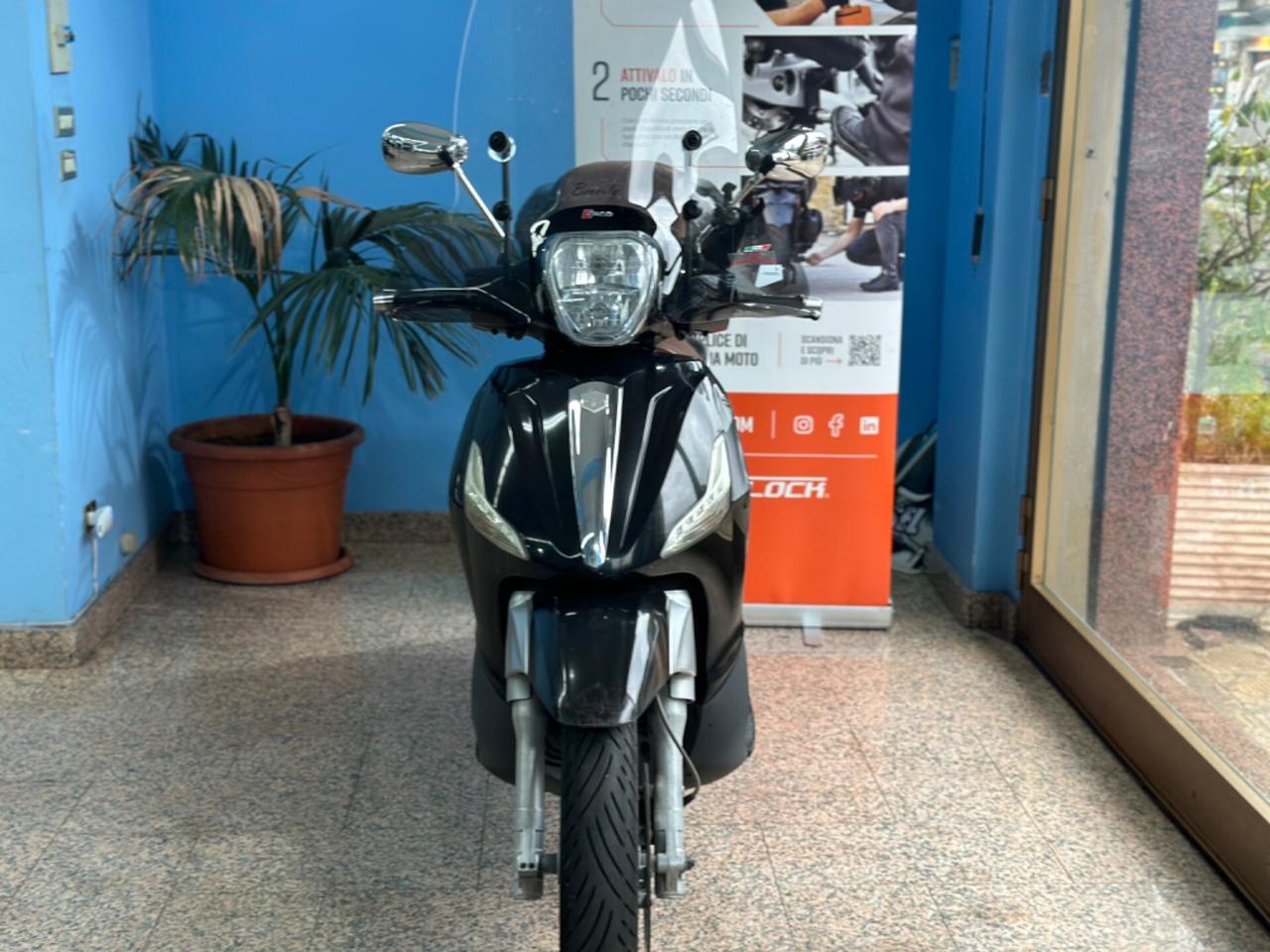 Piaggio Beverly 300 tuo a 45€ ANCHE SENZA BUSTA PAGA!